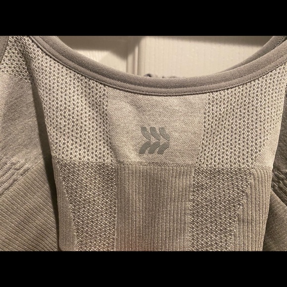 All in motion: grey sports bra - Picture 3 of 4